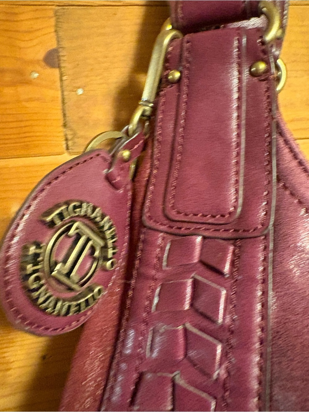 Tignanello Burgundy Leather Shoulder Bag with Woven Trim - Picture 7 of 11